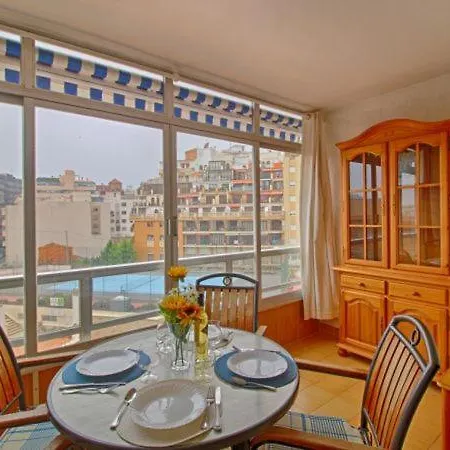 Sleeps 5 With Pool And Wifi * Calp